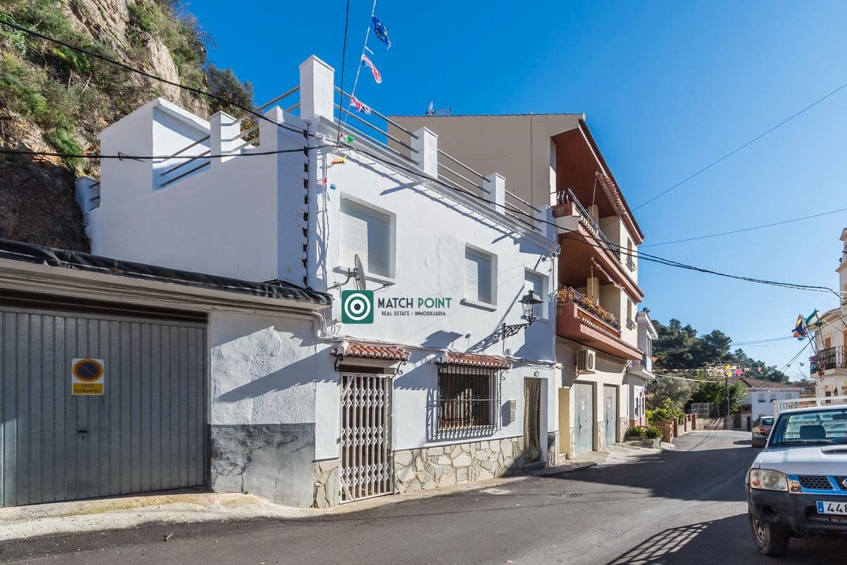 Piso de 3 habitaciones en Lentegí en alquiler - 550 € (Ref: 9497933)