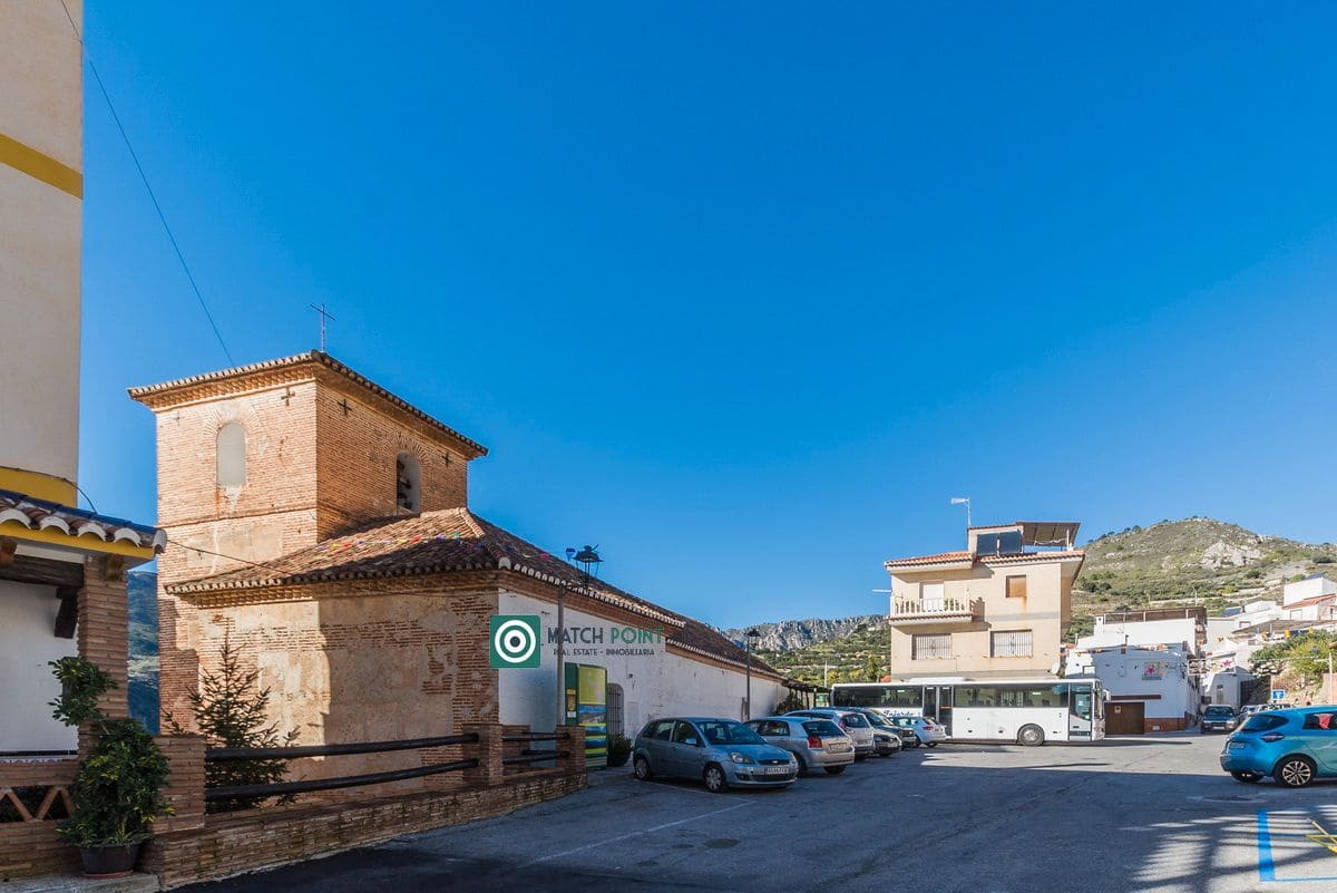 Piso de 3 habitaciones en Lentegí en alquiler - 550 € (Ref: 9497933)