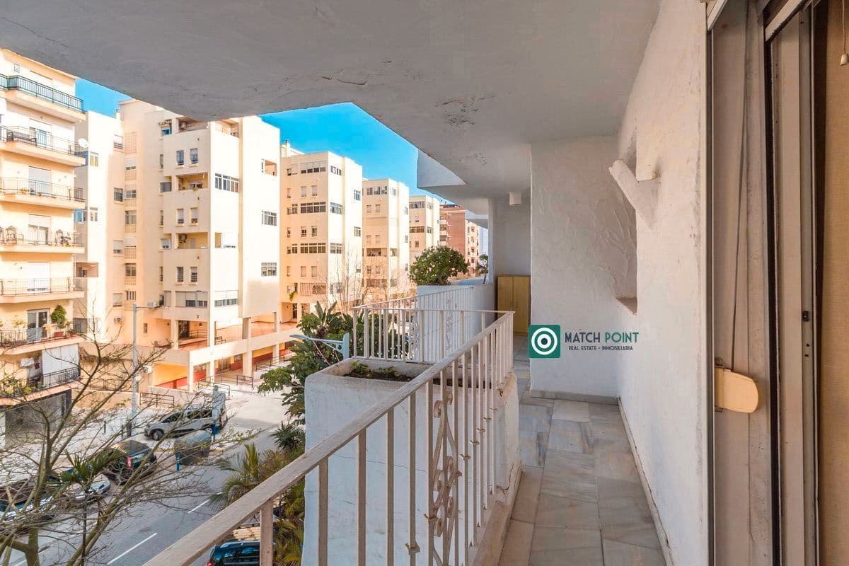 3 bedroom Flat for sale in Almunecar - € 300,000 (Ref: 9537796)