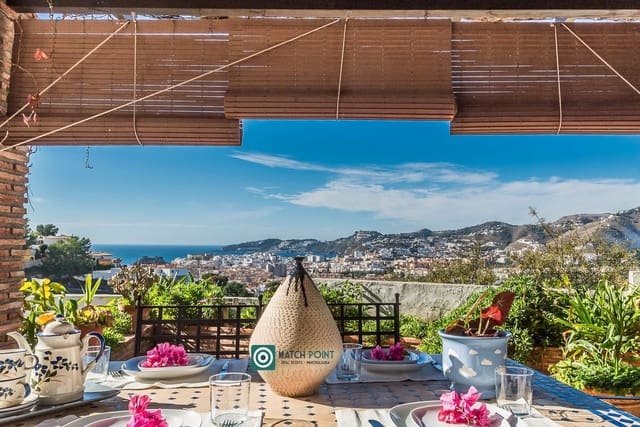 3 bedroom Villa for sale in Almuñécar - € 420,000 (Ref: 9553029)