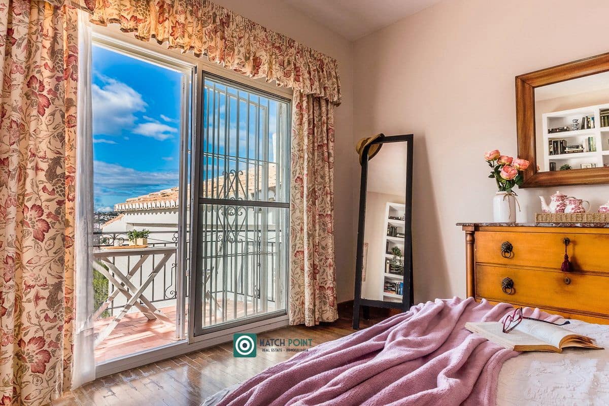 3 bedroom Villa for sale in Almunecar - € 420,000 (Ref: 9553029)