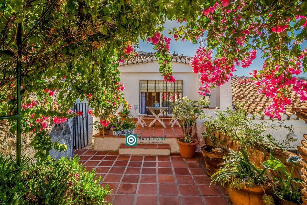 3 bedroom Villa for sale in Almunecar - € 420,000 (Ref: 9553029)