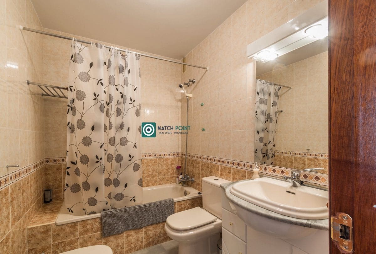 3 soveværelse Lejlighed til leje i Almunecar - € 1.100 (Ref: 9588468)