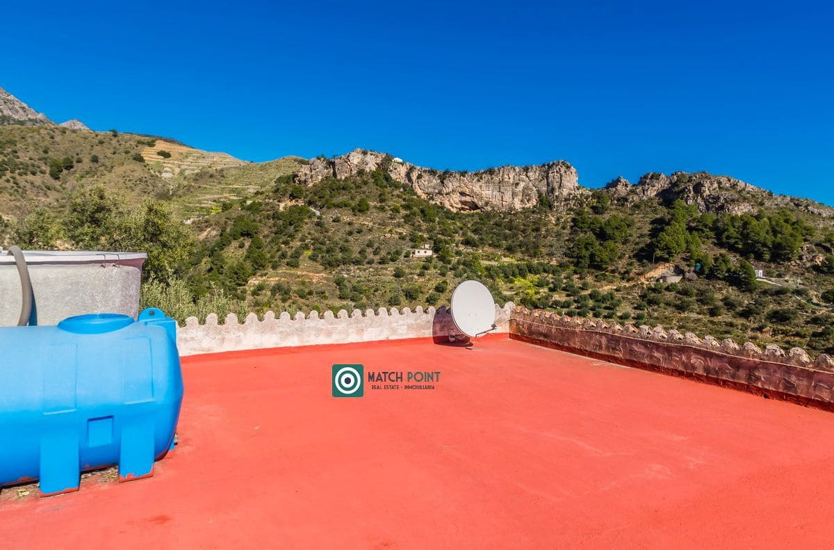 3 slaapkamer Finca/Landhuis te koop in Almunecar - € 215.000 (Ref: 9626098)