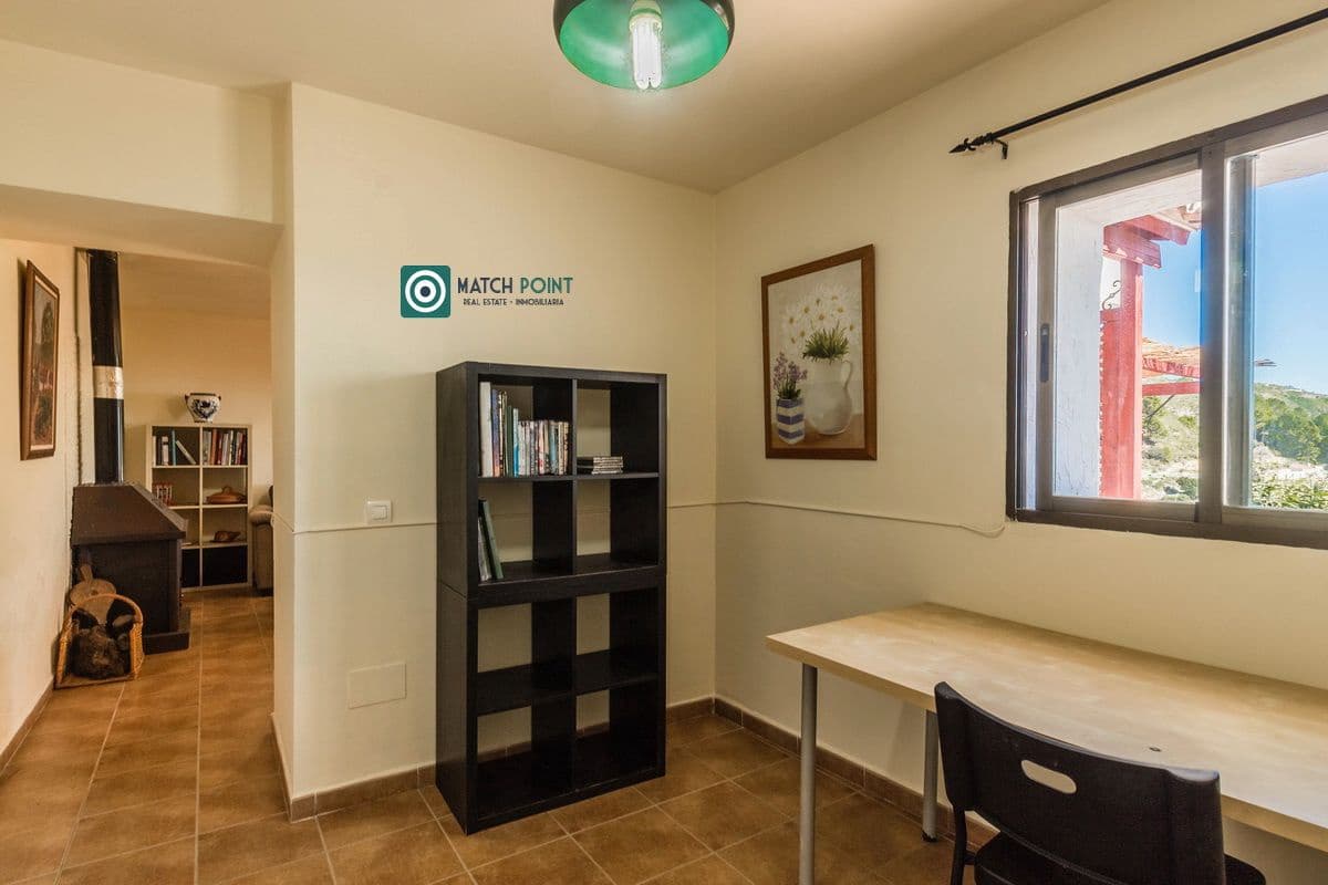 3 slaapkamer Finca/Landhuis te koop in Almunecar - € 215.000 (Ref: 9626098)