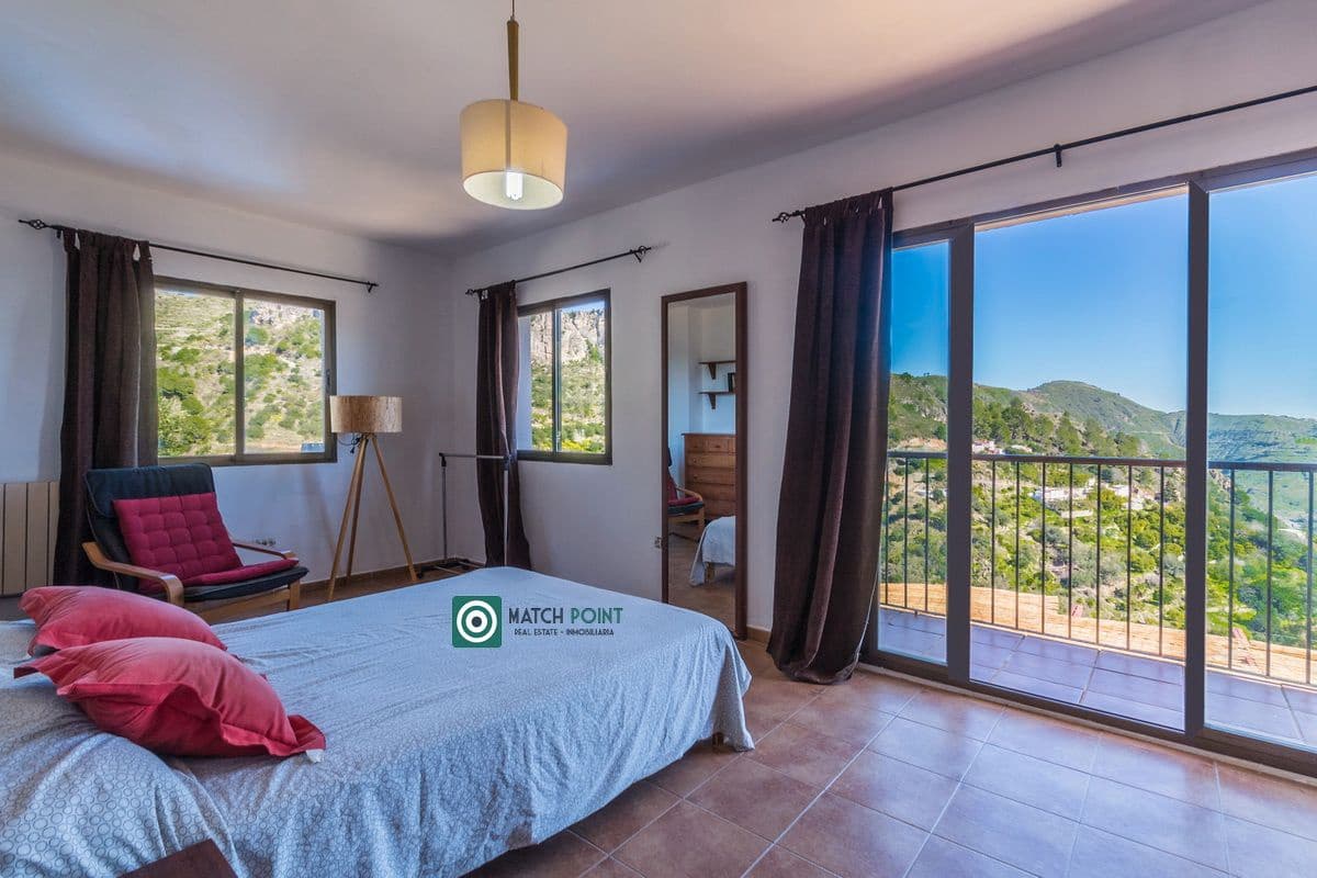 3 slaapkamer Finca/Landhuis te koop in Almunecar - € 215.000 (Ref: 9626098)