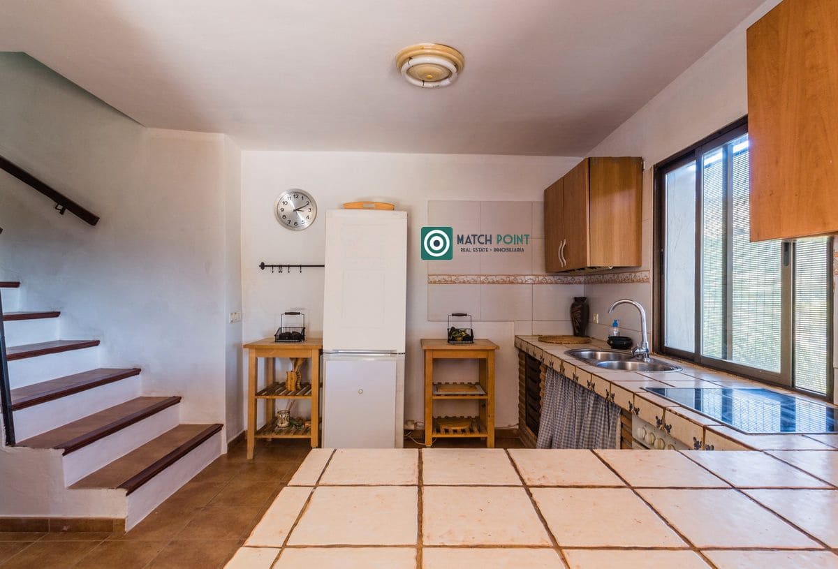 3 slaapkamer Finca/Landhuis te koop in Almunecar - € 215.000 (Ref: 9626098)