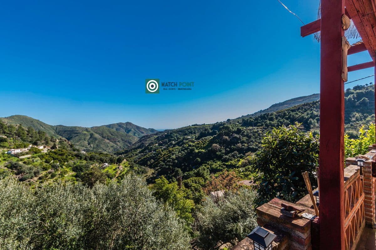 3 slaapkamer Finca/Landhuis te koop in Almunecar - € 215.000 (Ref: 9626098)