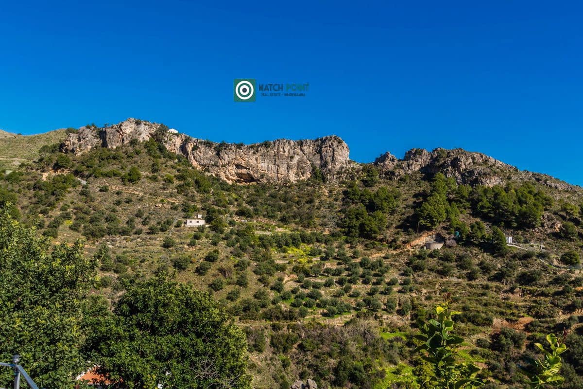 3 slaapkamer Finca/Landhuis te koop in Almunecar - € 215.000 (Ref: 9626098)