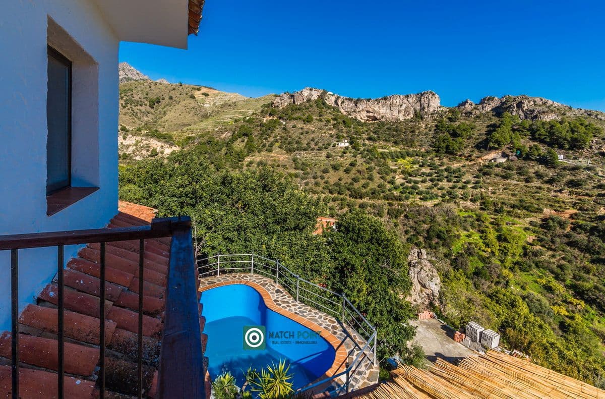 3 slaapkamer Finca/Landhuis te koop in Almunecar - € 215.000 (Ref: 9626098)