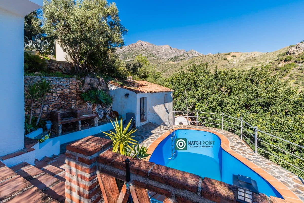 3 slaapkamer Finca/Landhuis te koop in Almunecar - € 215.000 (Ref: 9626098)