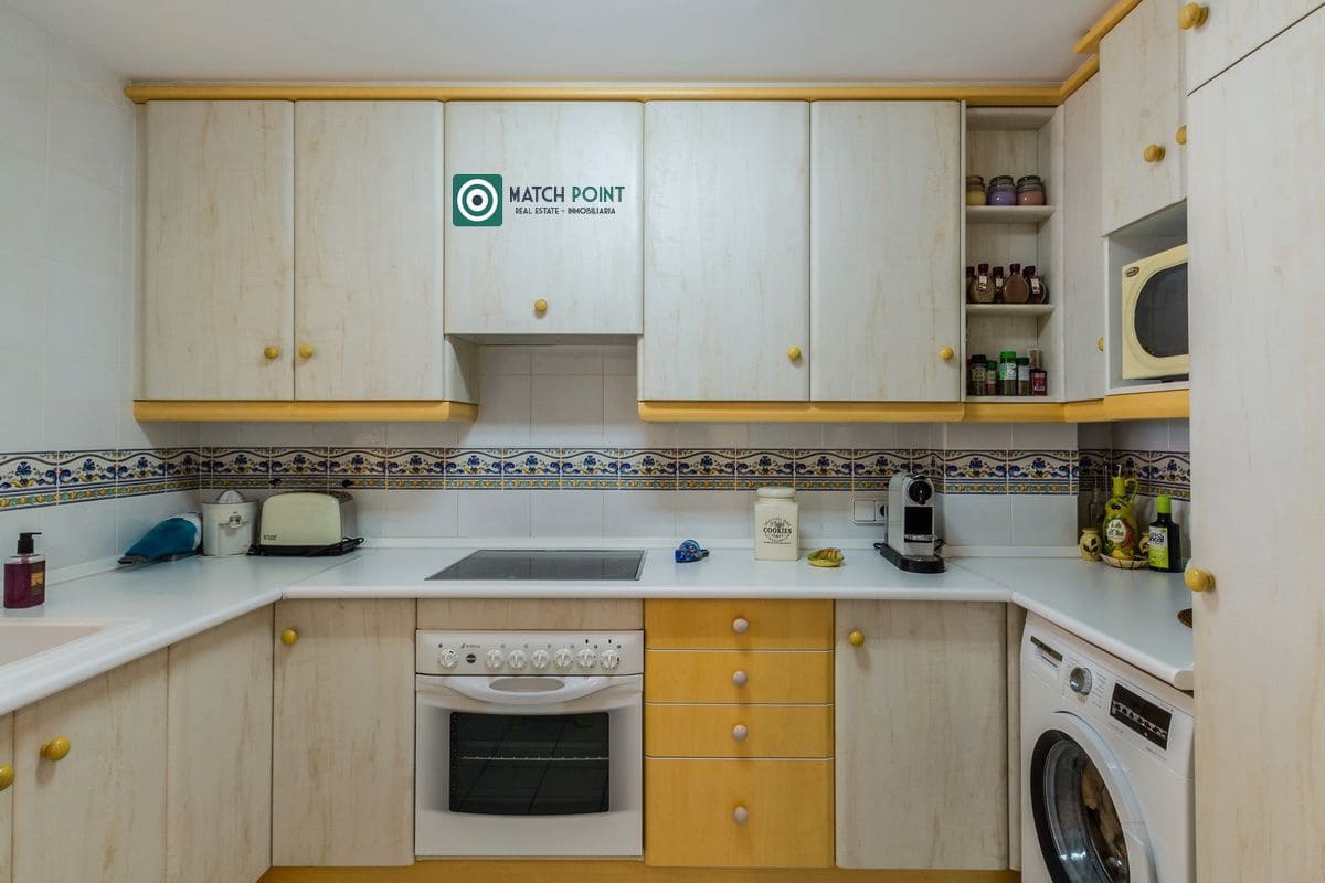 3 soverom Leilighet til leie i Nerja - € 1 800 (Ref: 9645976)