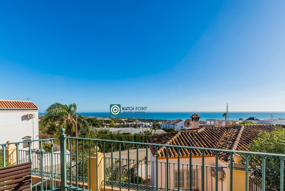 3 soverom Leilighet til leie i Nerja - € 1 800 (Ref: 9645976)