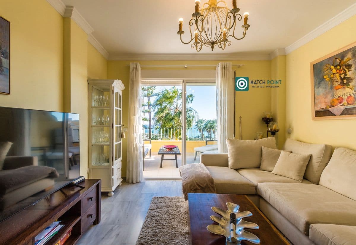 3 soverom Leilighet til leie i Nerja - € 1 800 (Ref: 9645976)