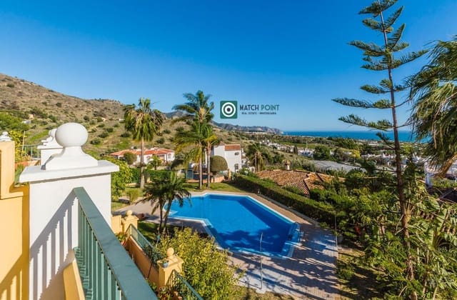 3 soverom Leilighet til leie i Capistrano, Nerja - € 1 800 (Ref: 9645976)