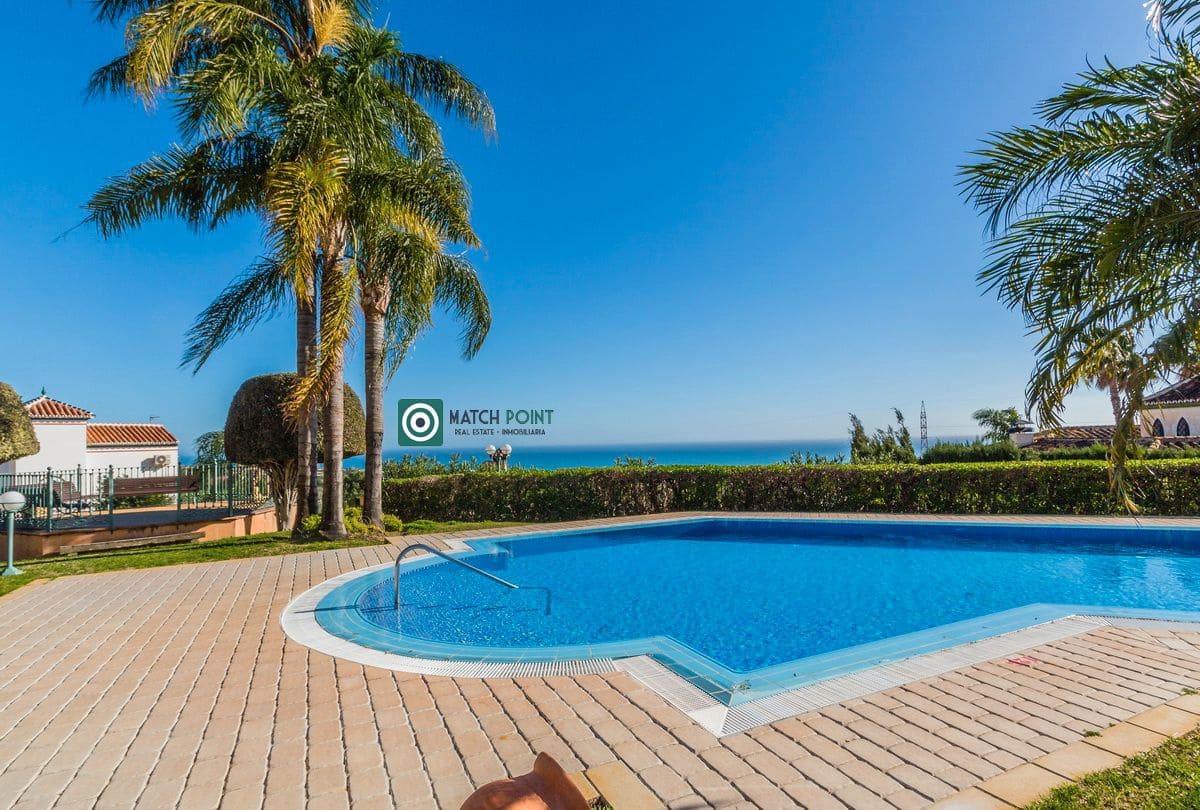 3 soverom Leilighet til leie i Nerja - € 1 800 (Ref: 9645976)