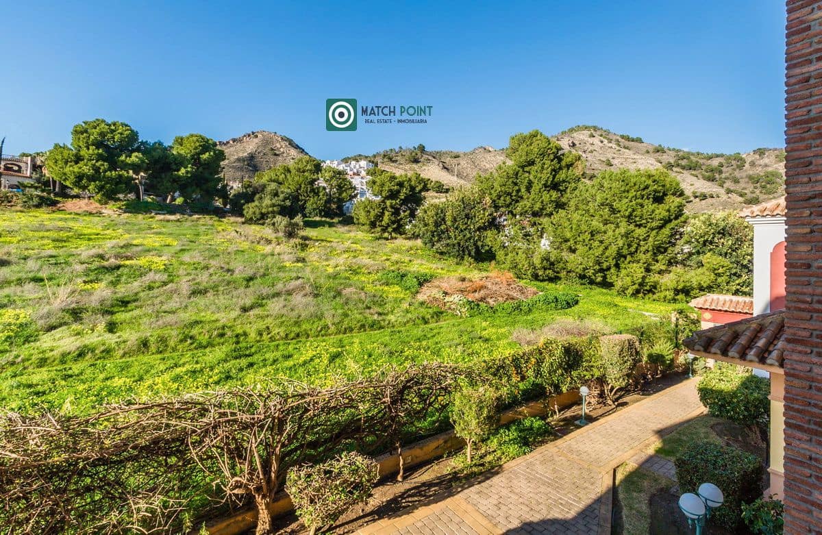 3 soverom Leilighet til leie i Nerja - € 1 800 (Ref: 9645976)