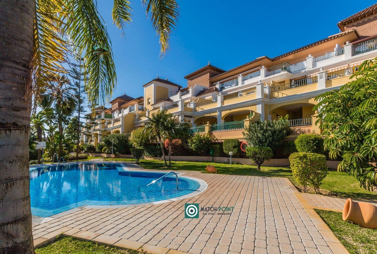 3 soverom Leilighet til leie i Nerja - € 1 800 (Ref: 9645976)