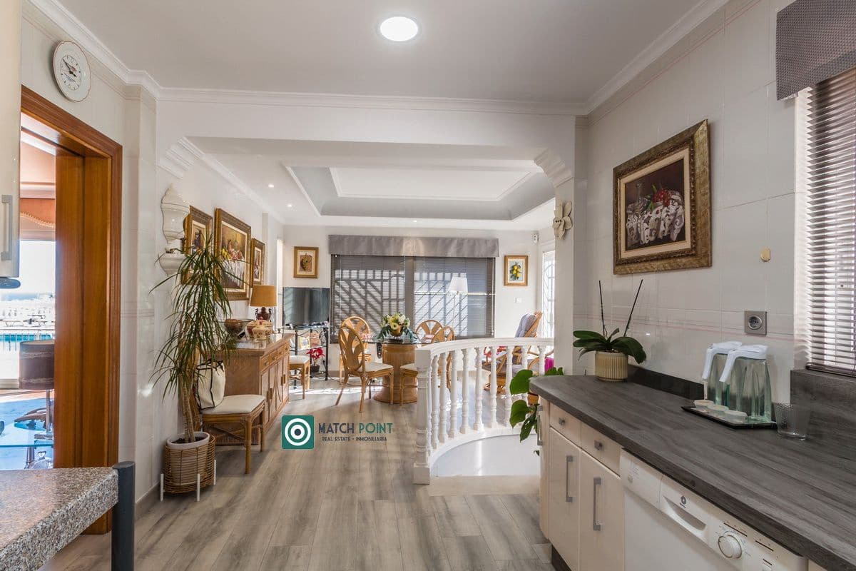 4 makuuhuone Huvila myytävänä paikassa Almunecar - 1 400 000 € (Ref: 9650336)