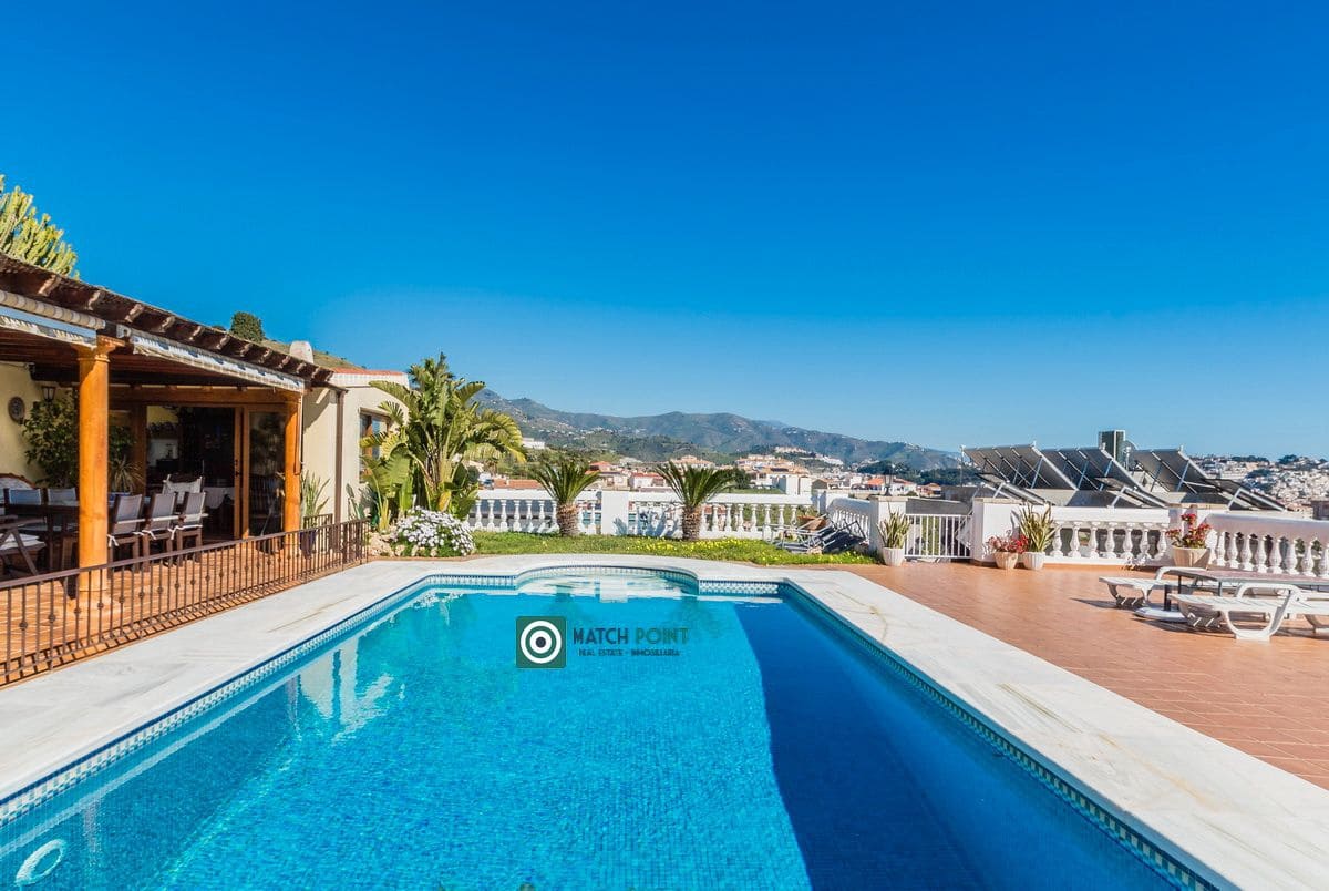 4 makuuhuone Huvila myytävänä paikassa Almunecar - 1 400 000 € (Ref: 9650336)