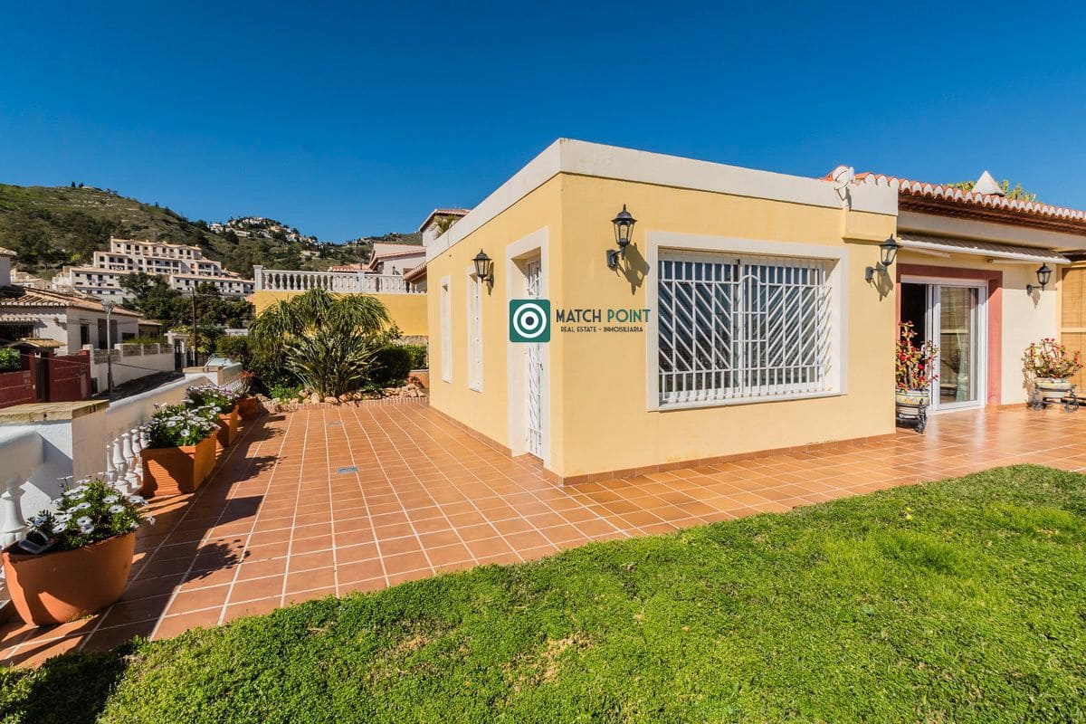 4 makuuhuone Huvila myytävänä paikassa Almunecar - 1 400 000 € (Ref: 9650336)
