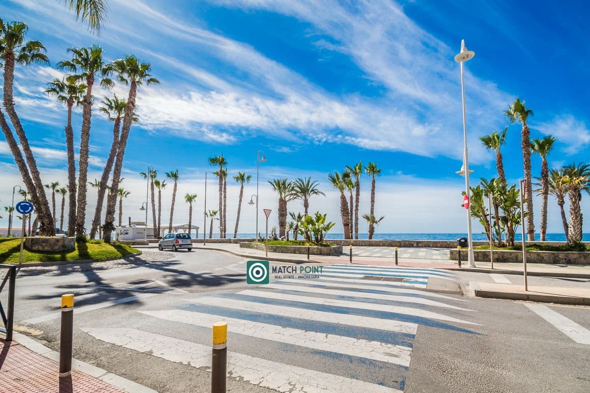 2 Zimmer Wohnung zu verkaufen in Almunecar - 295.000 € (Ref: 9699983)