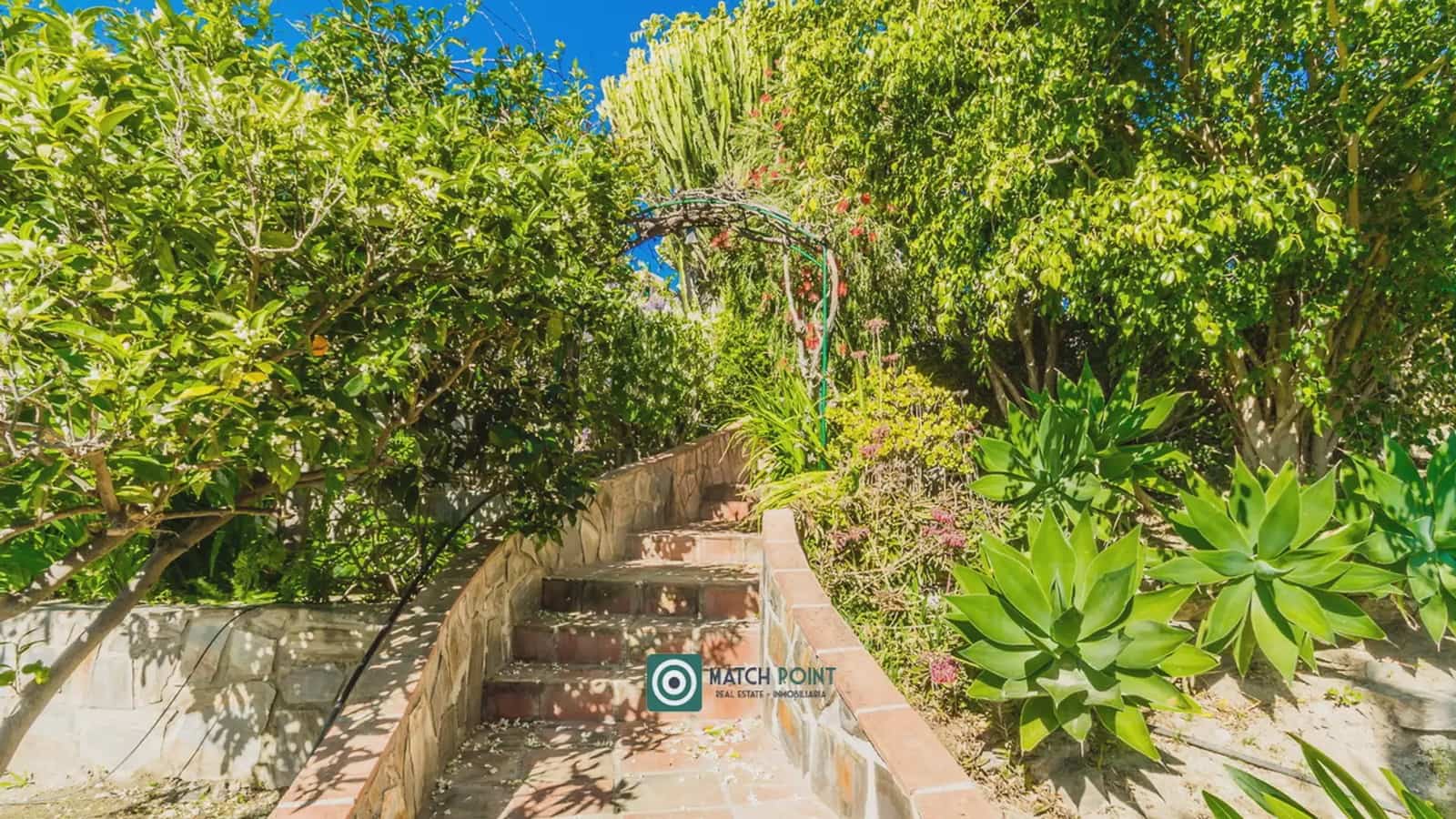 4 soveværelse Villa til salg i Almunecar - € 1.180.000 (Ref: 9747278)