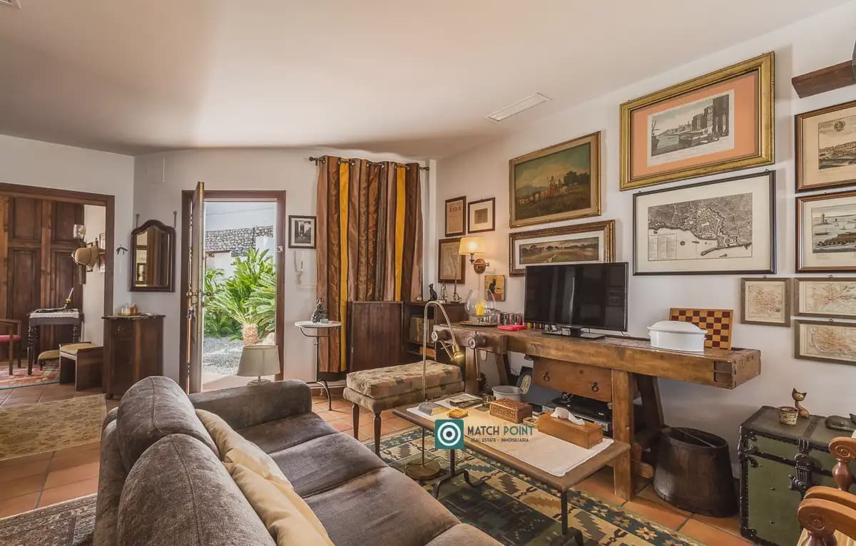 8 slaapkamer Villa te koop in Salobrena - € 1.450.000 (Ref: 9819209)