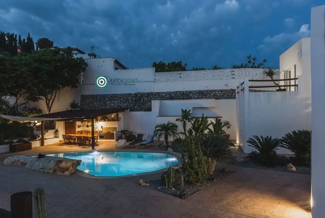 8 chambre Villa/Maison à vendre à Salobreña - 1 450 000 € (Ref: 9819209)