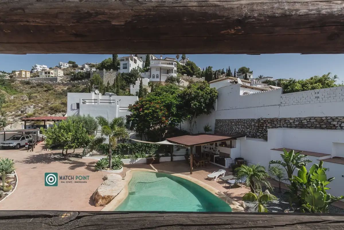 8 slaapkamer Villa te koop in Salobrena - € 1.450.000 (Ref: 9819209)