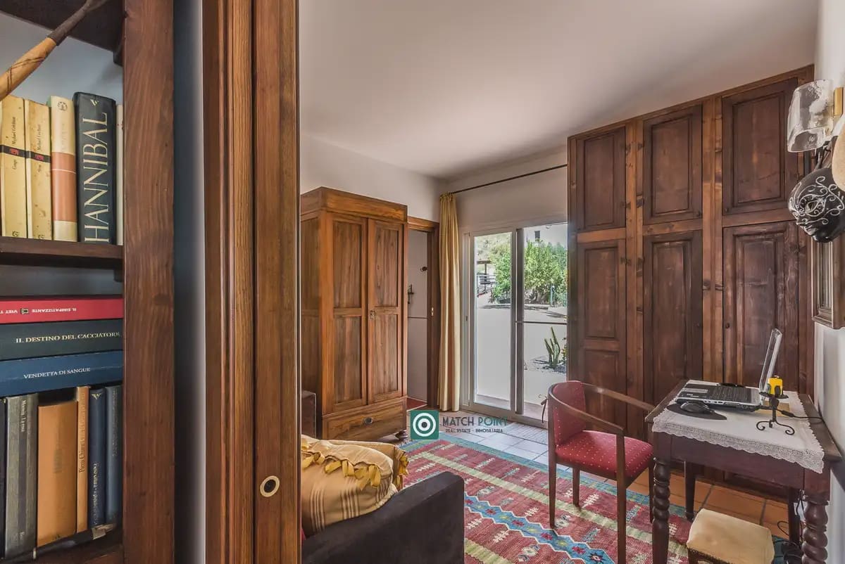 8 slaapkamer Villa te koop in Salobrena - € 1.450.000 (Ref: 9819209)