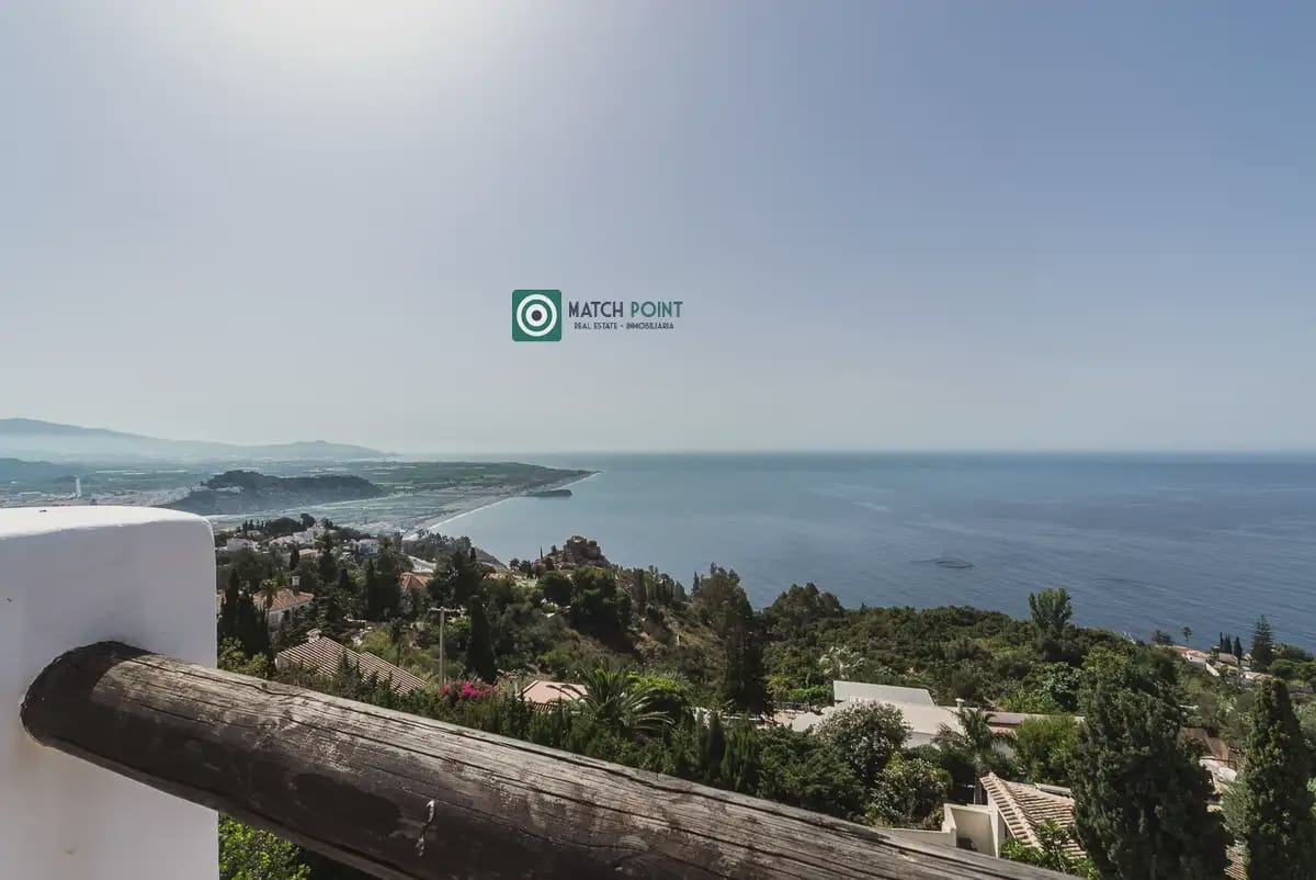 8 bedroom Villa for sale in Salobrena - € 1,450,000 (Ref: 9819209)
