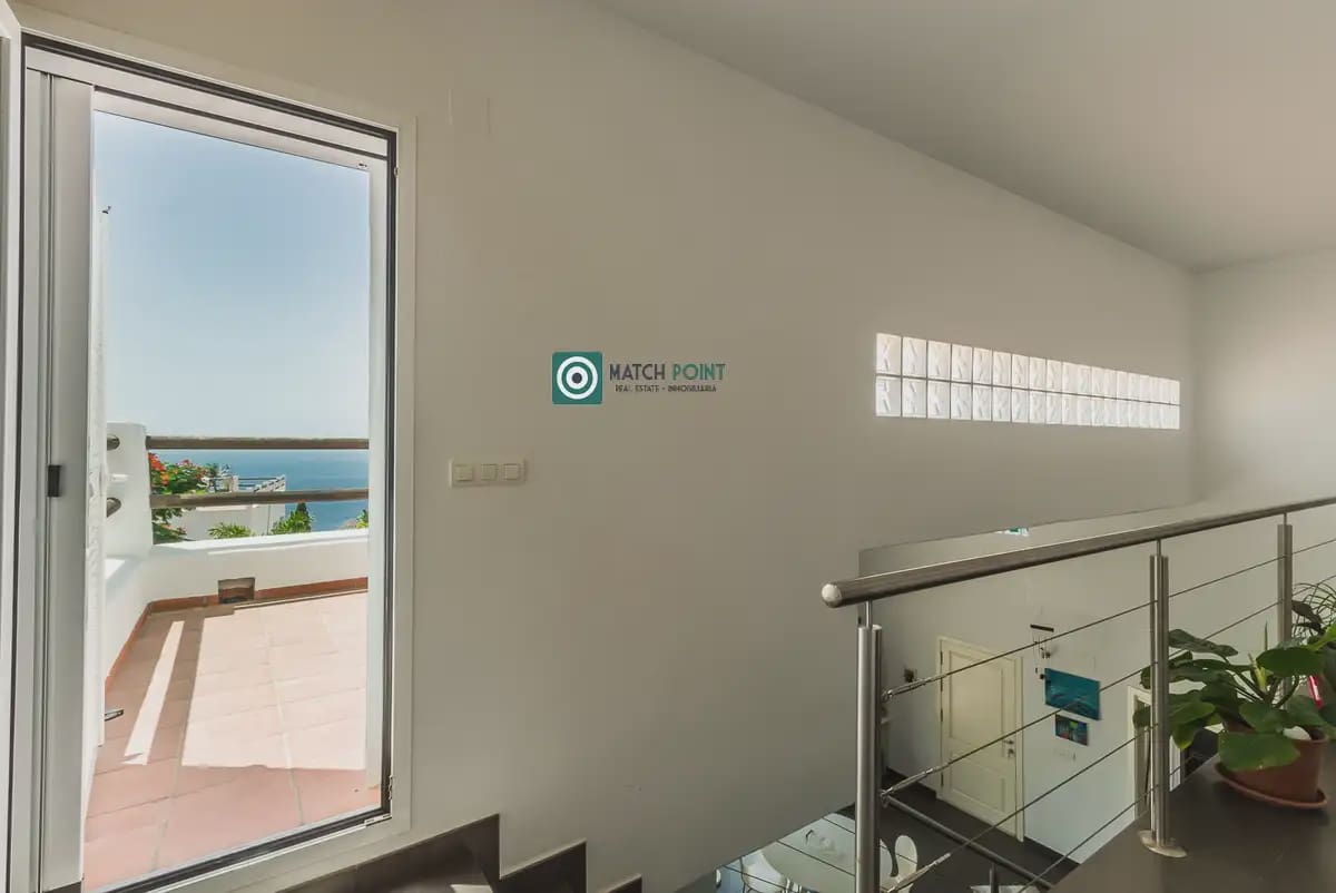 8 bedroom Villa for sale in Salobrena - € 1,450,000 (Ref: 9819209)