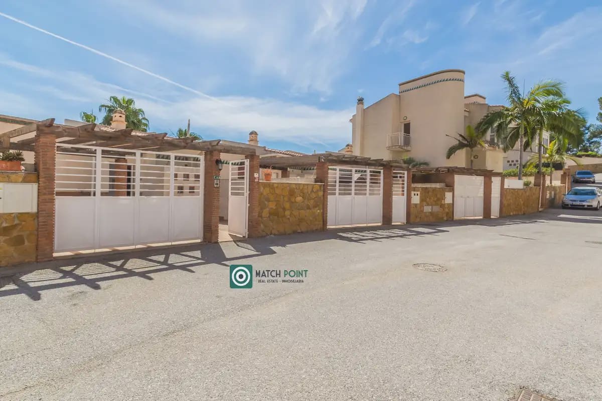 3 bedroom Townhouse for sale in Almunecar - € 399,000 (Ref: 9827668)