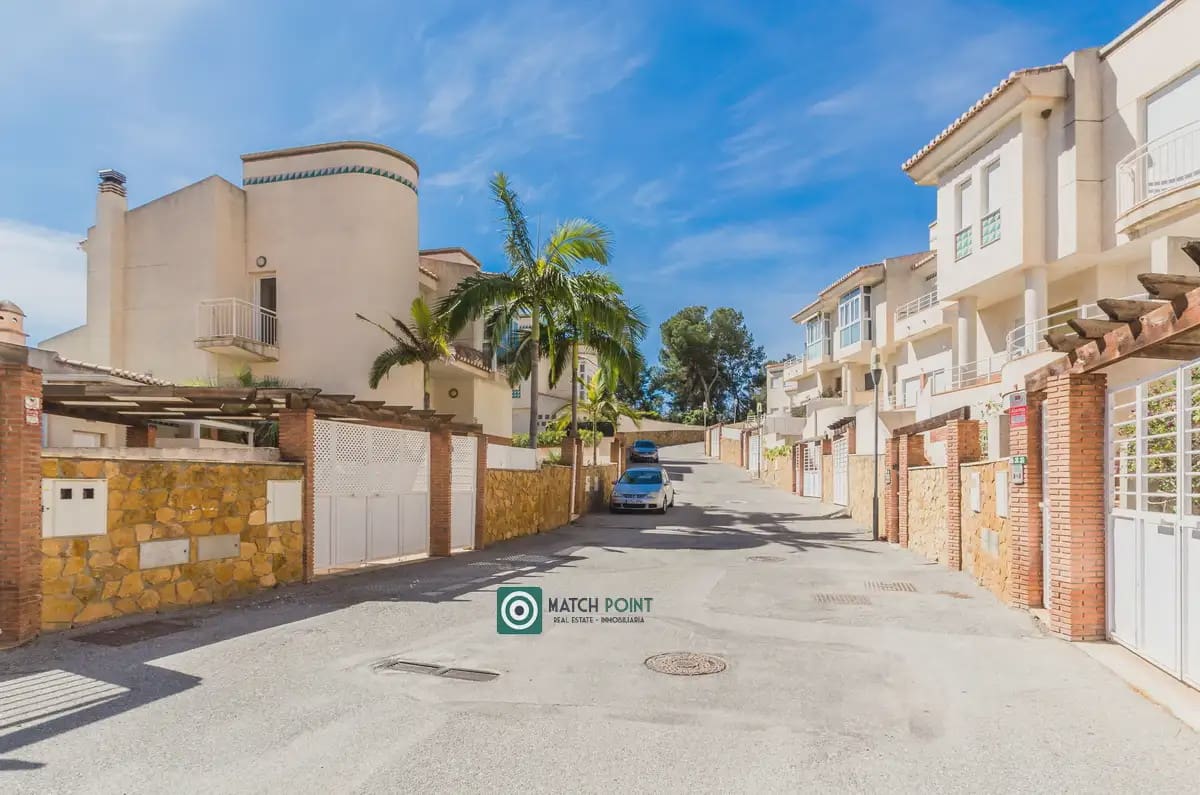 3 bedroom Townhouse for sale in Almunecar - € 399,000 (Ref: 9827668)