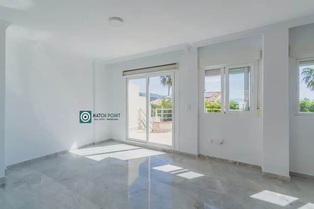 Casa de 3 habitaciones en Almuñécar en venta - 399.000 € (Ref: 9827668)