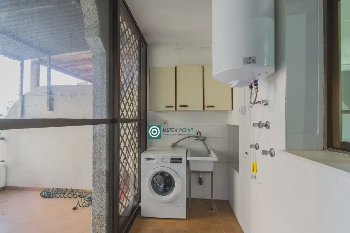 4 bedroom Flat for sale in Almunecar - € 299,000 (Ref: 9841556)