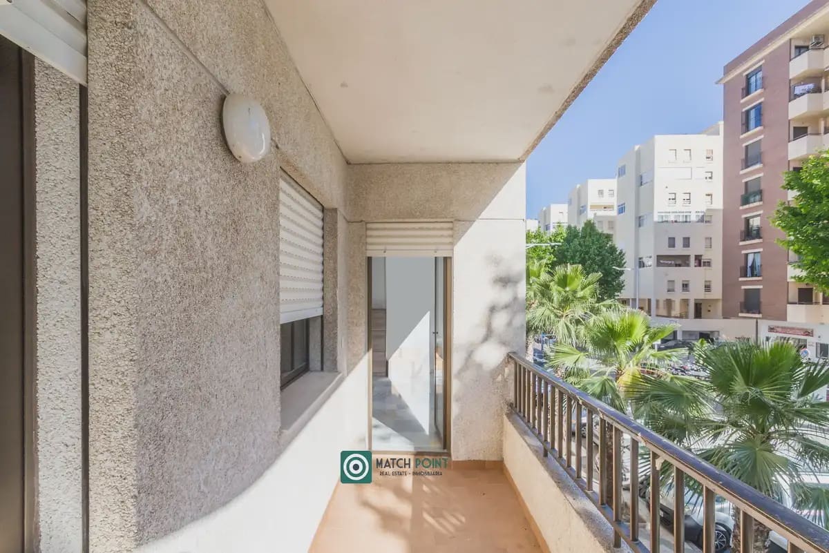 4 bedroom Flat for sale in Almunecar - € 299,000 (Ref: 9841556)