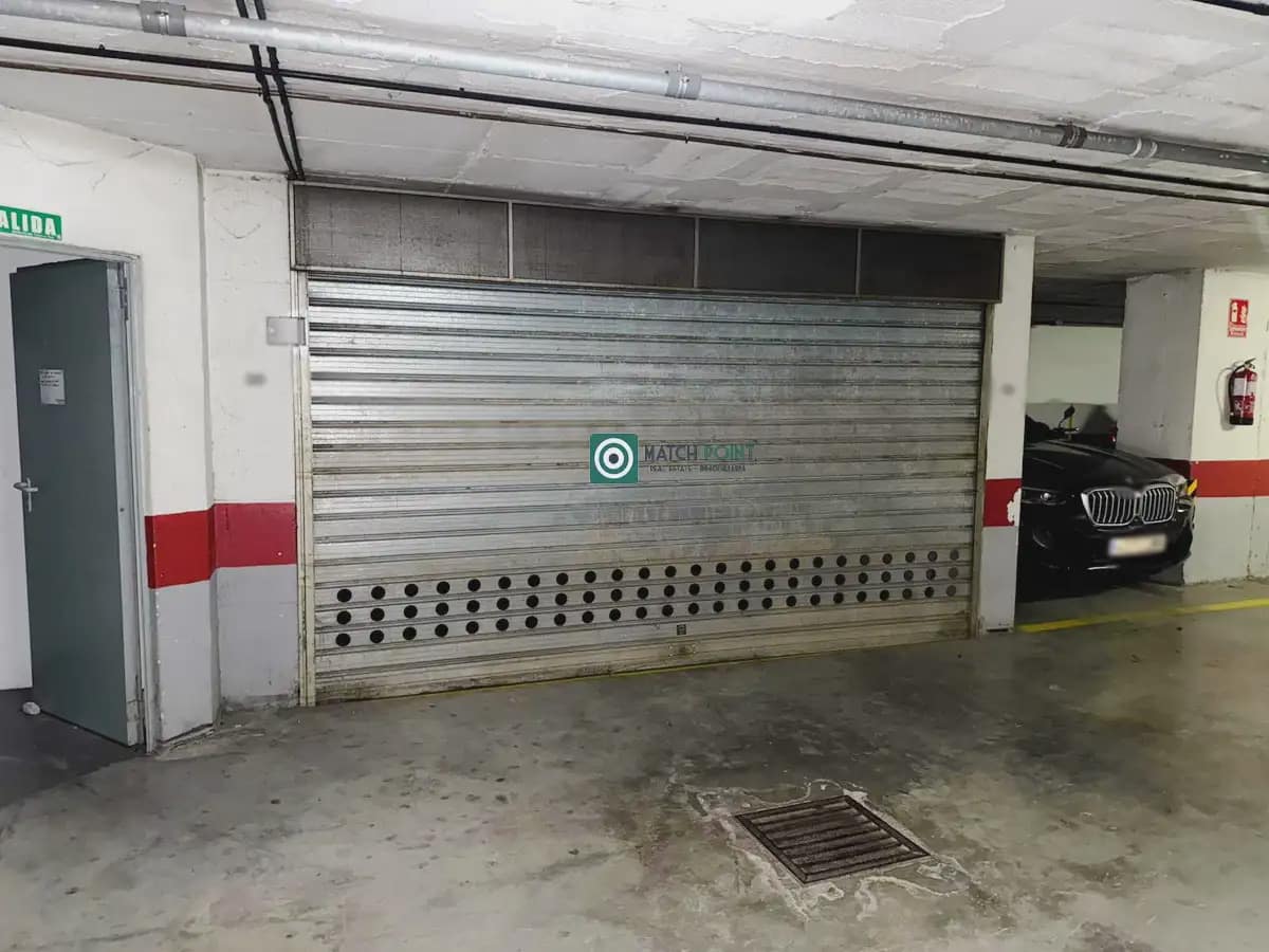 Garaż na sprzedaż w Almunecar - 65 000 € (Ref: 9865941)