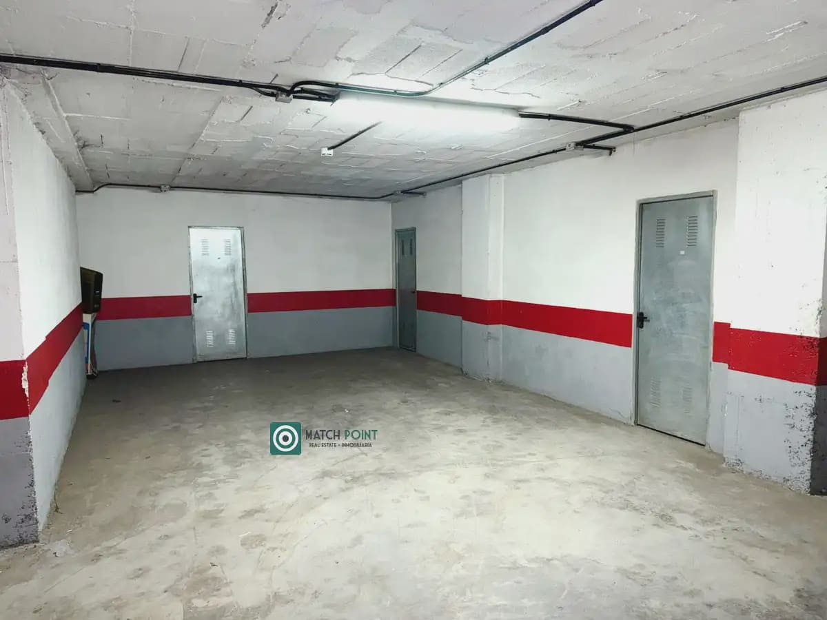 Garaż na sprzedaż w Almunecar - 65 000 € (Ref: 9865941)