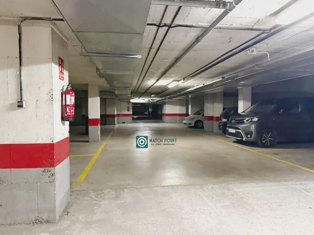 Garaż na sprzedaż w Almuñécar - 65 000 € (Ref: 9865941)