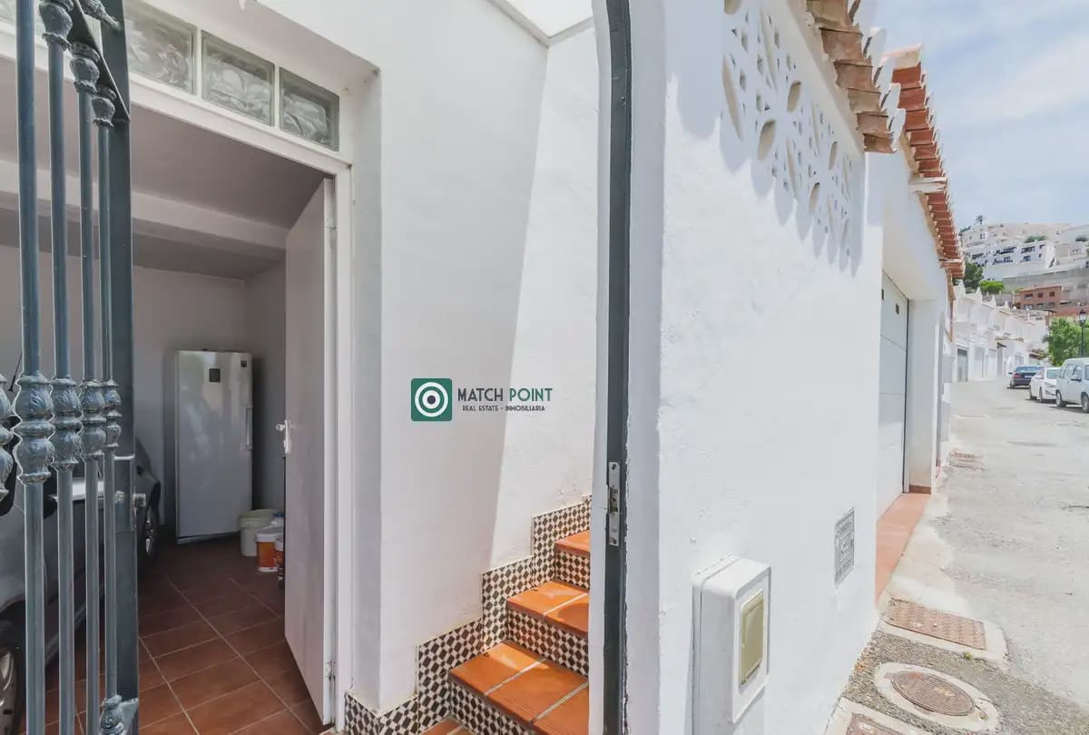 2 sovrum Radhus till salu i Almunecar - 420 000 € (Ref: 9885214)