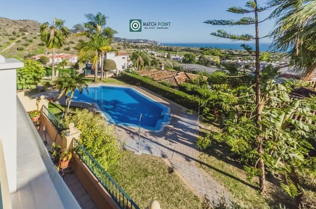 3 makuuhuone Asunto myytävänä paikassa Capistrano, Nerja - 435 000 € (Ref: 9895153)