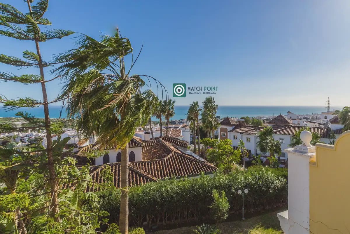 3 quarto Apartamento para venda em Nerja - 435 000 € (Ref: 9895153)