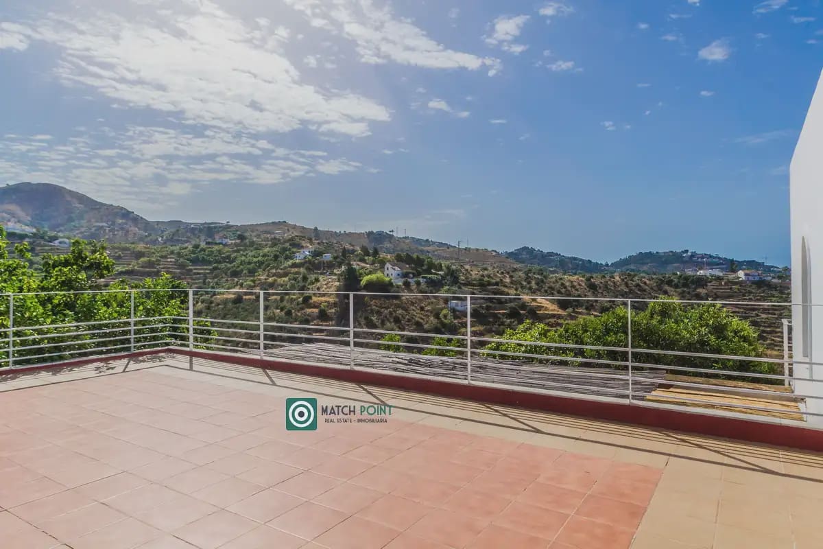 4 bedroom Villa for sale in Almunecar - € 1,350,000 (Ref: 9936844)