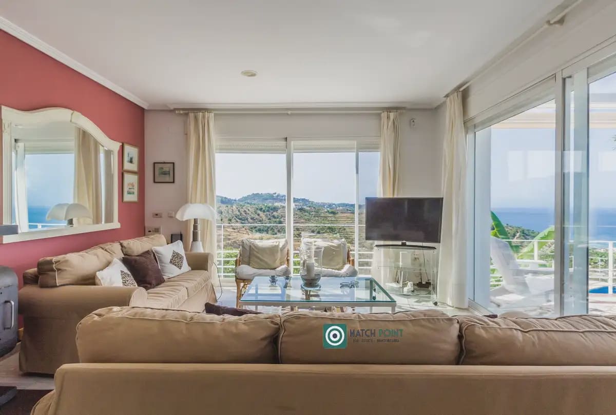 4 bedroom Villa for sale in Almunecar - € 1,350,000 (Ref: 9936844)