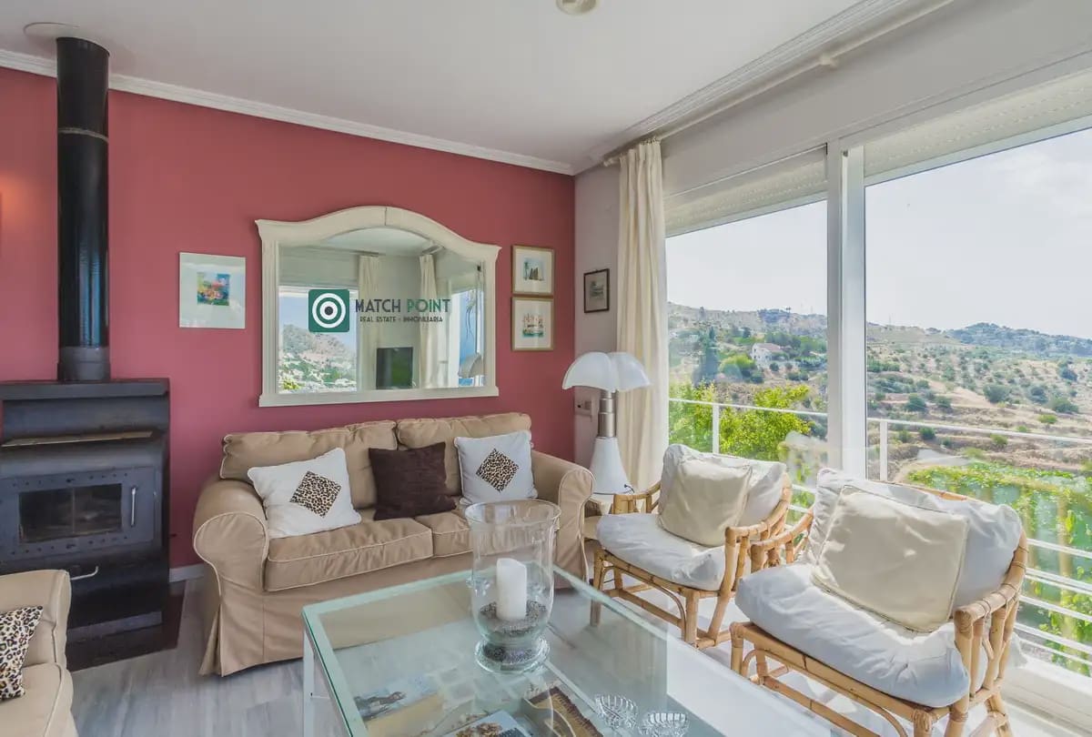 4 bedroom Villa for sale in Almunecar - € 1,350,000 (Ref: 9936844)