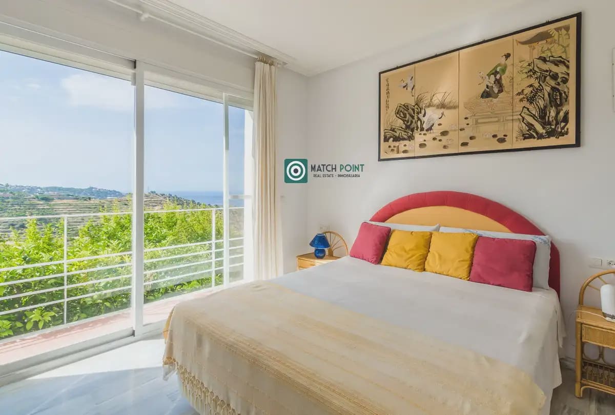 4 bedroom Villa for sale in Almunecar - € 1,350,000 (Ref: 9936844)