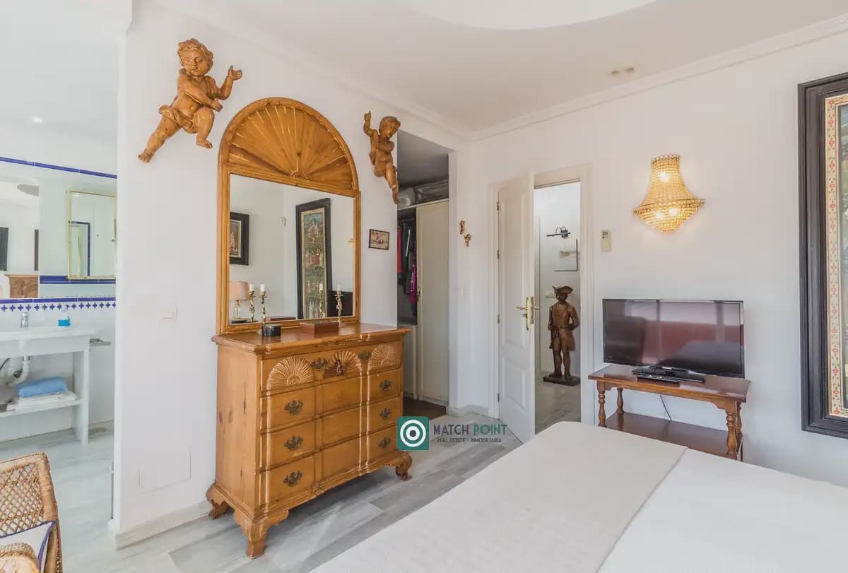4 bedroom Villa for sale in Almunecar - € 1,350,000 (Ref: 9936844)