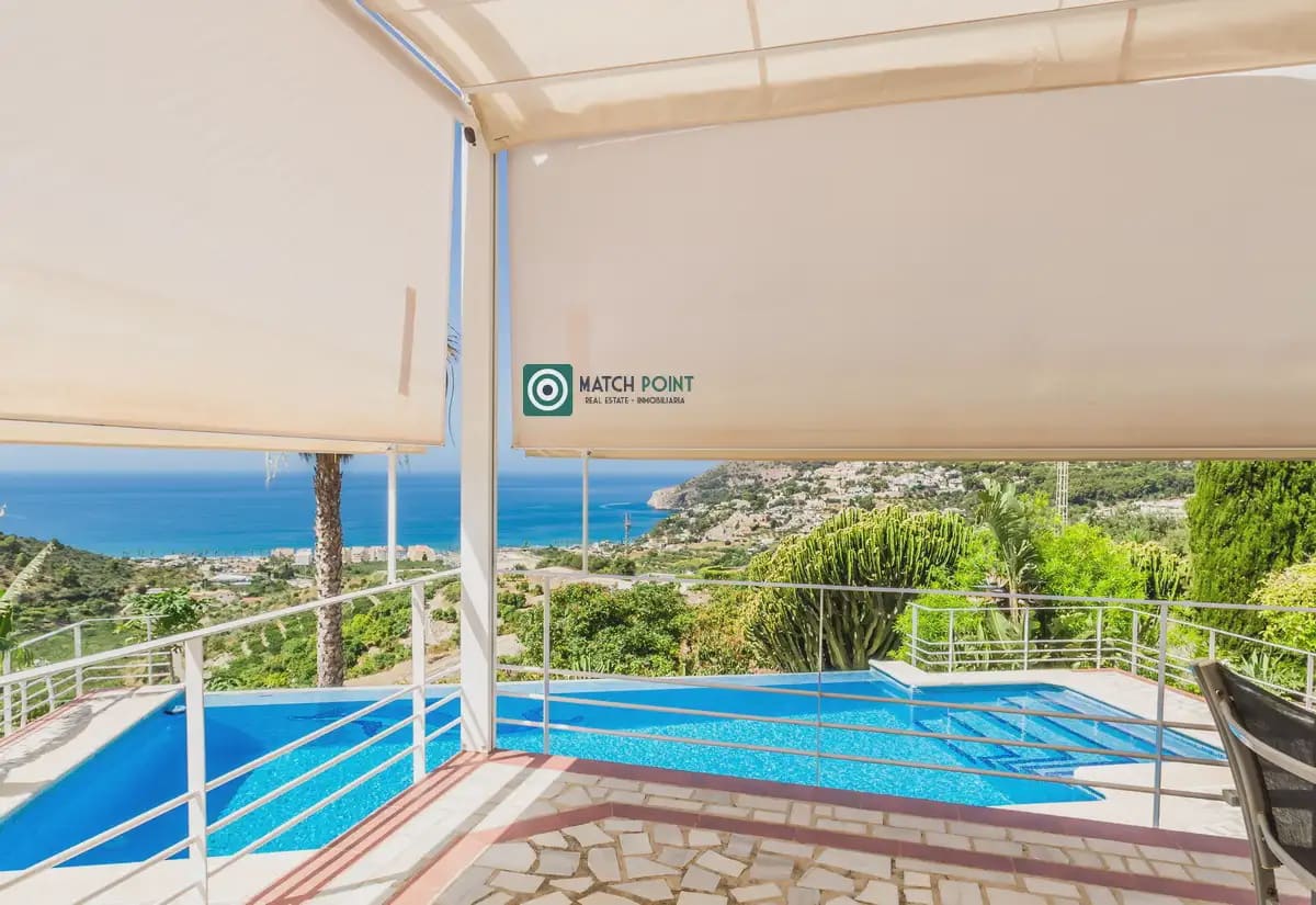 4 bedroom Villa for sale in Almunecar - € 1,350,000 (Ref: 9936844)